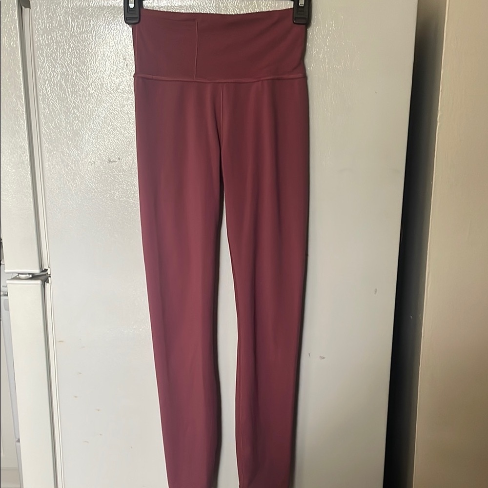 Vuori Pink Leggings for Versatile Style‎ No Size See Measurements